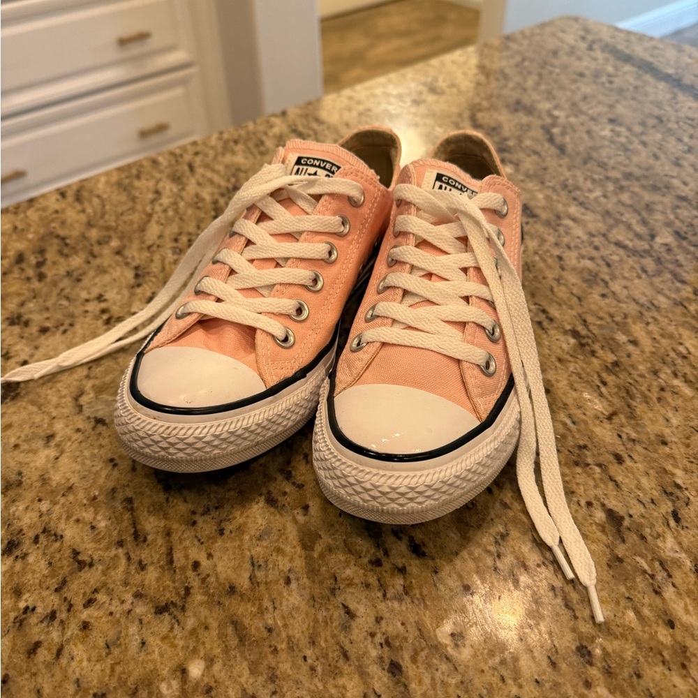 Converse Light Pink Low-Top Sneakers - Picture 2 of 6